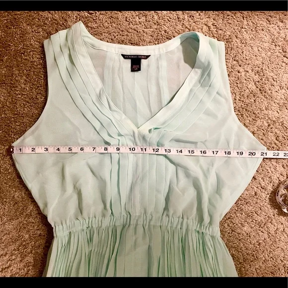 🌱NWOT VS Chiffon Dress - Picture 5 of 5